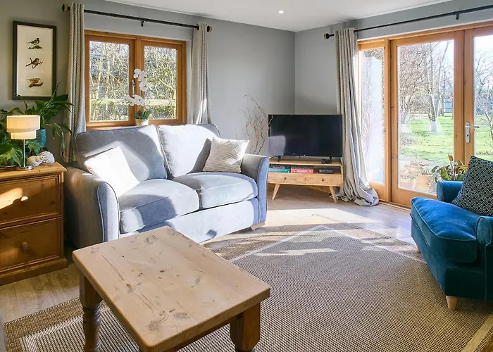 Host & Stay - Orchard Barn