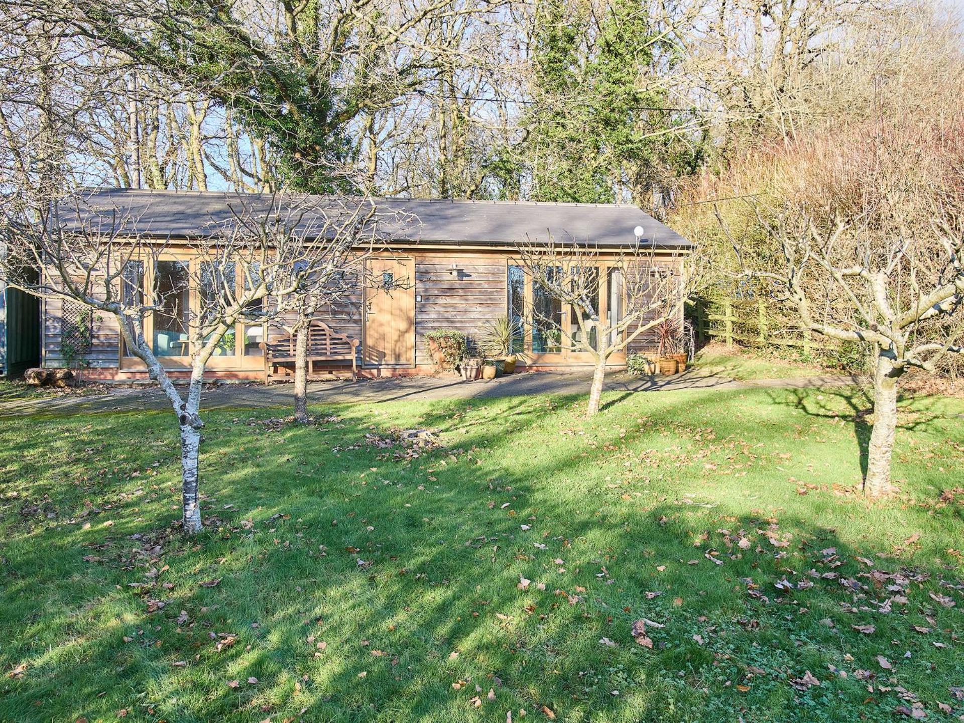 Host & - Orchard Barn